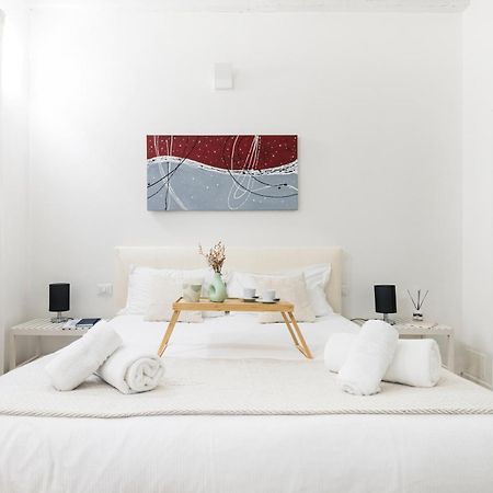 Amazing, New & Fully Furnished Studio In Duomo Milano Eksteriør billede