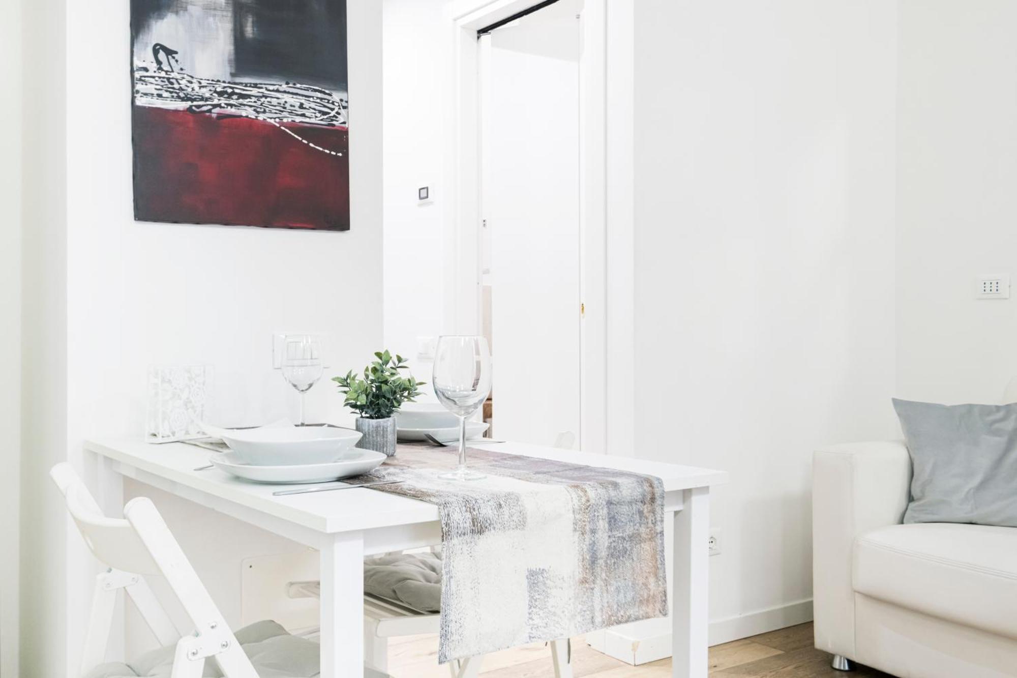 Amazing, New & Fully Furnished Studio In Duomo Milano Eksteriør billede
