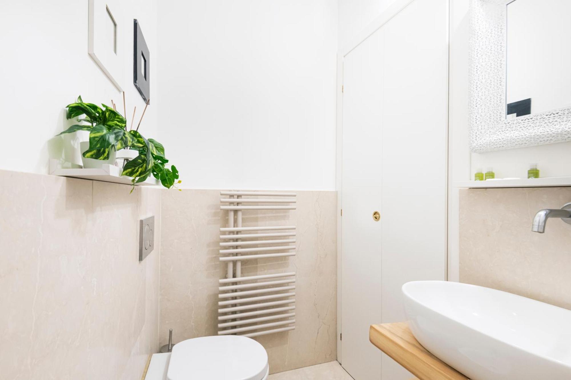 Amazing, New & Fully Furnished Studio In Duomo Milano Eksteriør billede